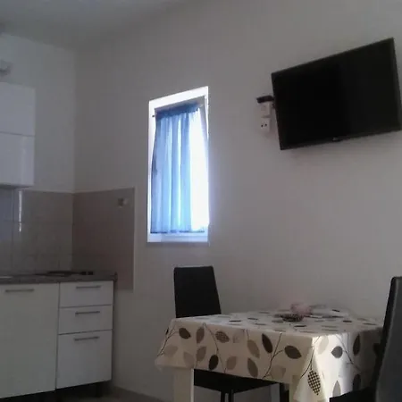 Anka Apartmán *
